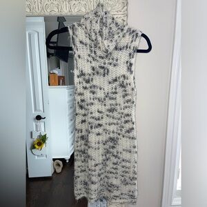 Gray Knit Dress/Top